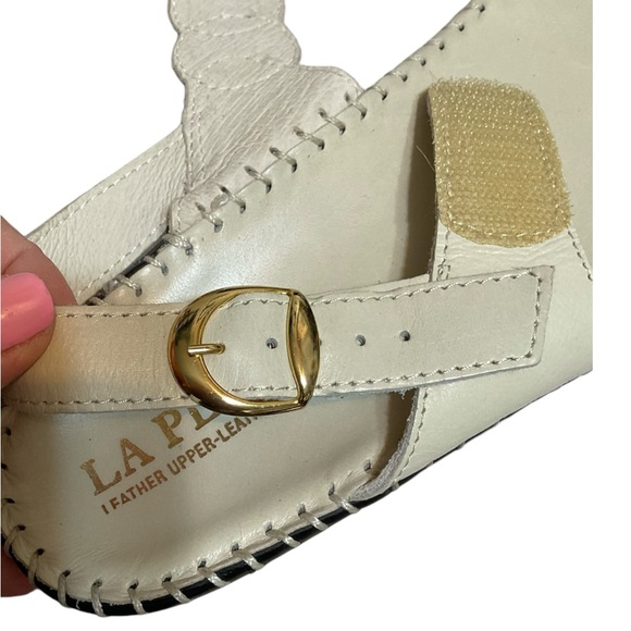 La Plume Fiora Cream & Gold Leather Sandals Size 39 NWOT - Picture 8 of 12